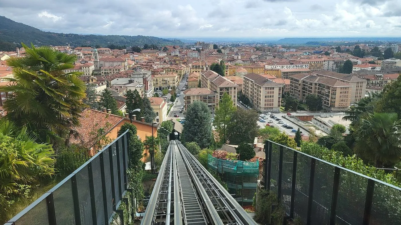 L'impianto che sale al Piazzo, a Biella